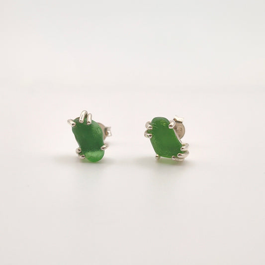 orecchini gocce di mare verdi argento 925 vetrino di mare fatti a mano