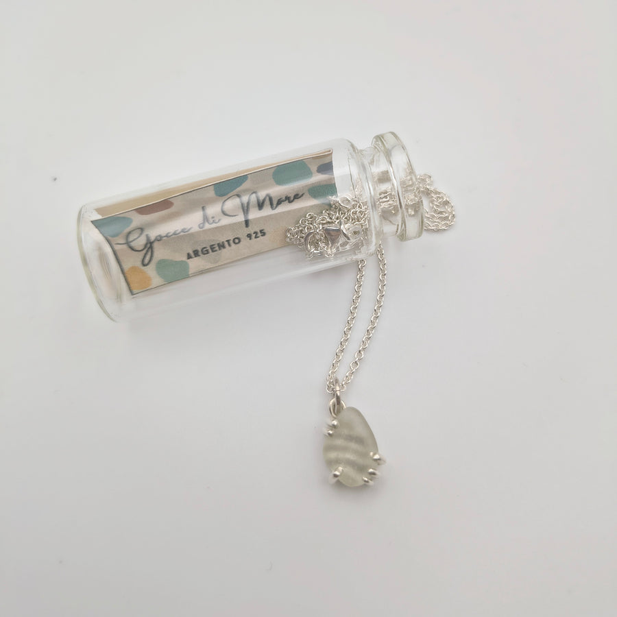 dettaglio collana gocce di mare bianco argento 925 vetrino
